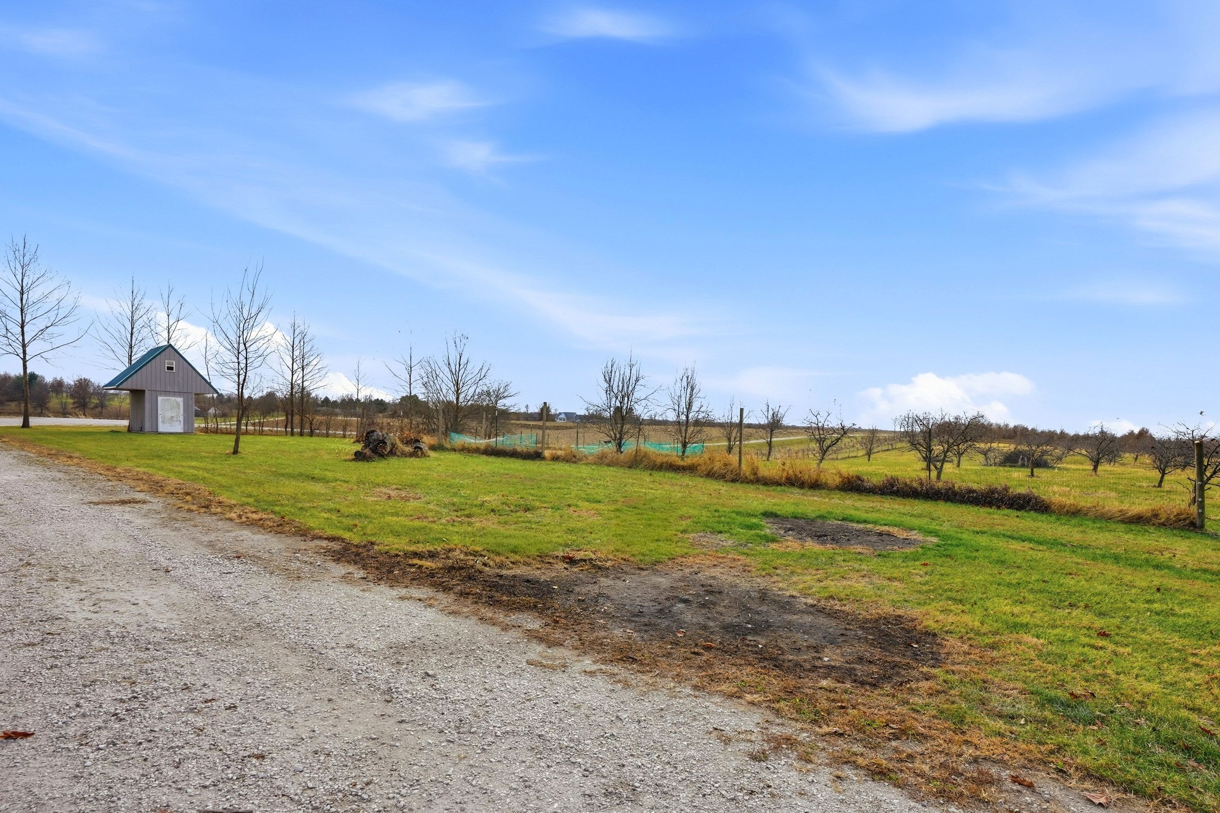 Listing Photo: 3300 Underwood Ave 0059-